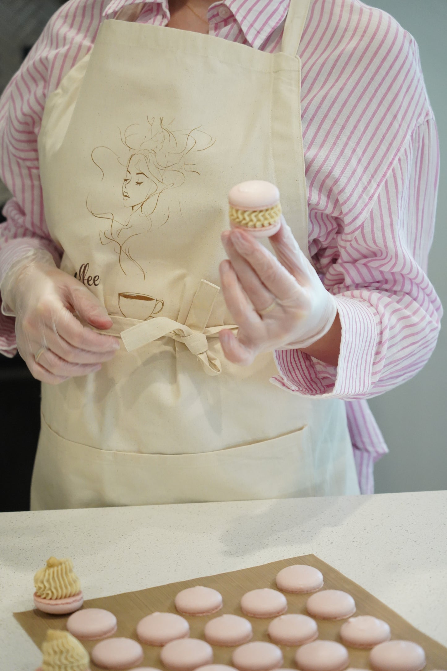 Adjustable Cotton Apron – Coffee Aroma